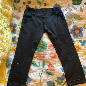 Lululemon leggings. Gently worn.